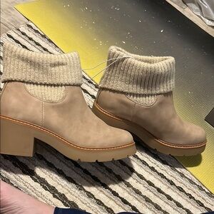 Women's Tan Ankle Boots